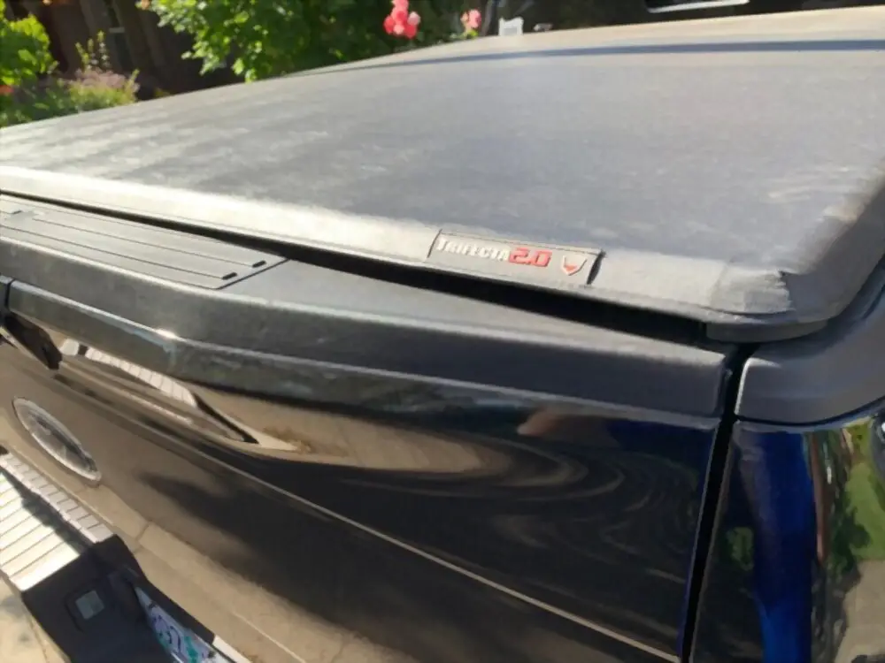 How To Remove a Tonneau Cover