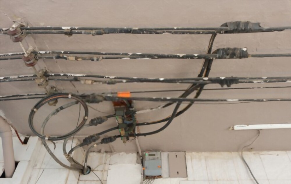 Run Conduit Through Exterior Wall, When Should I Use Conduit Electrical Wiring